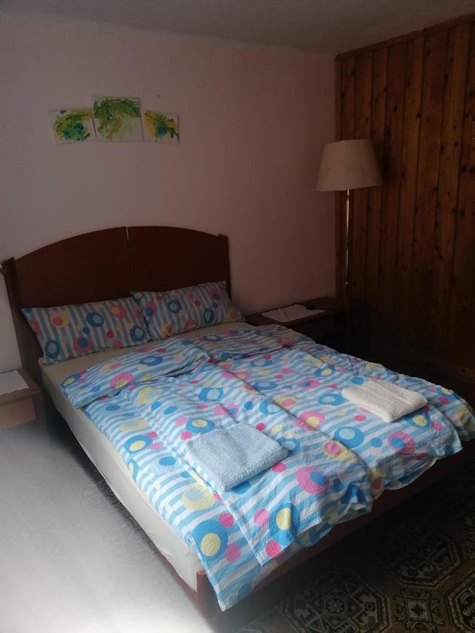 Kotlje Smucarska Koca Bed & Breakfast エクステリア 写真